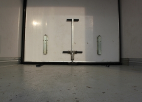 Thùng lạnh mẫu 8